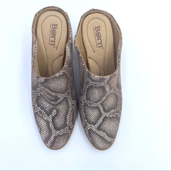Born Eustis Snake Print Stacked Heel Mules NWOT - Picture 6 of 10